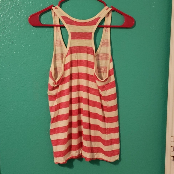 đź’—forever21 tank - Picture 2 of 4